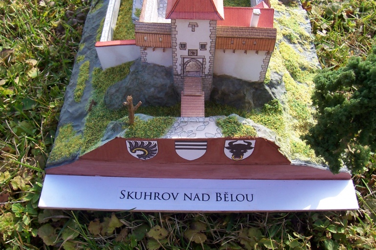 Skuhrov nad Bělou (Plná velikost v novém okně) Skuhrov nad Bělou