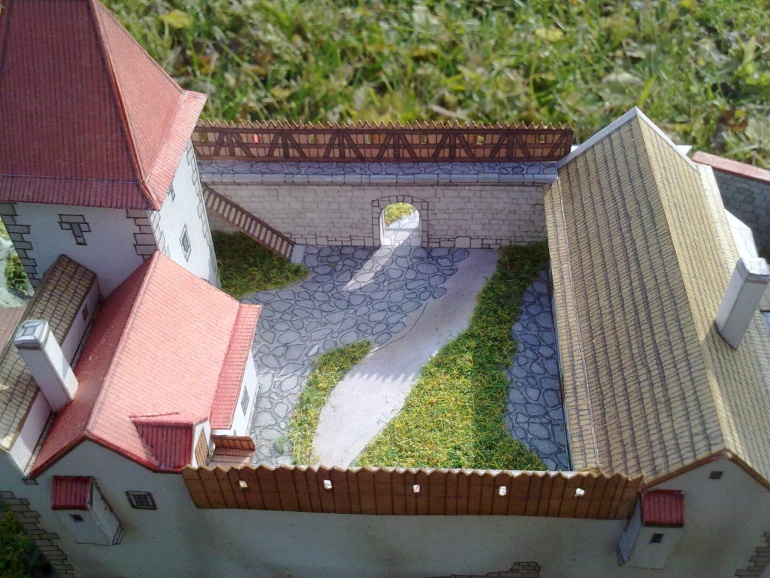 Skuhrov nad Bělou (Plná velikost v novém okně) Skuhrov nad Bělou
