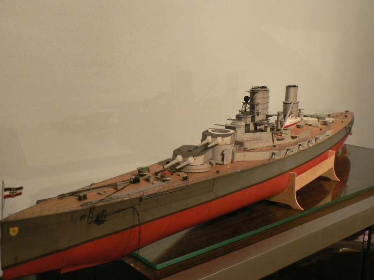 SMS Lützow (Plná velikost v novém okně) SMS Lützow