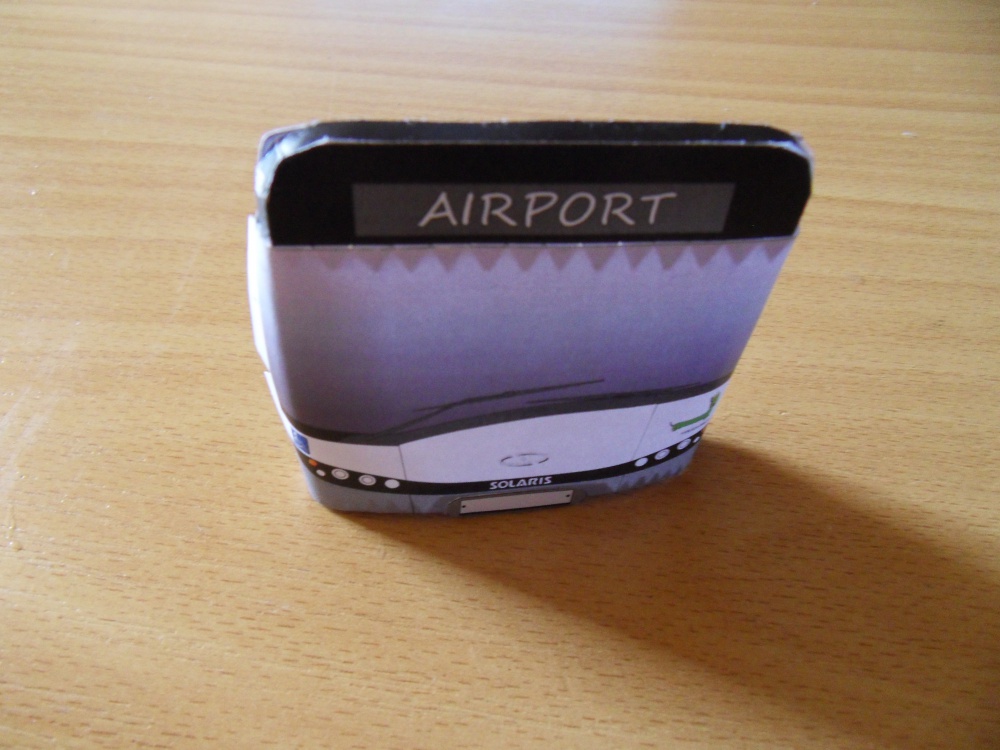 Solaris Urbino 12 airport (Plná velikost v novém okně) Solaris Urbino 12 airport
