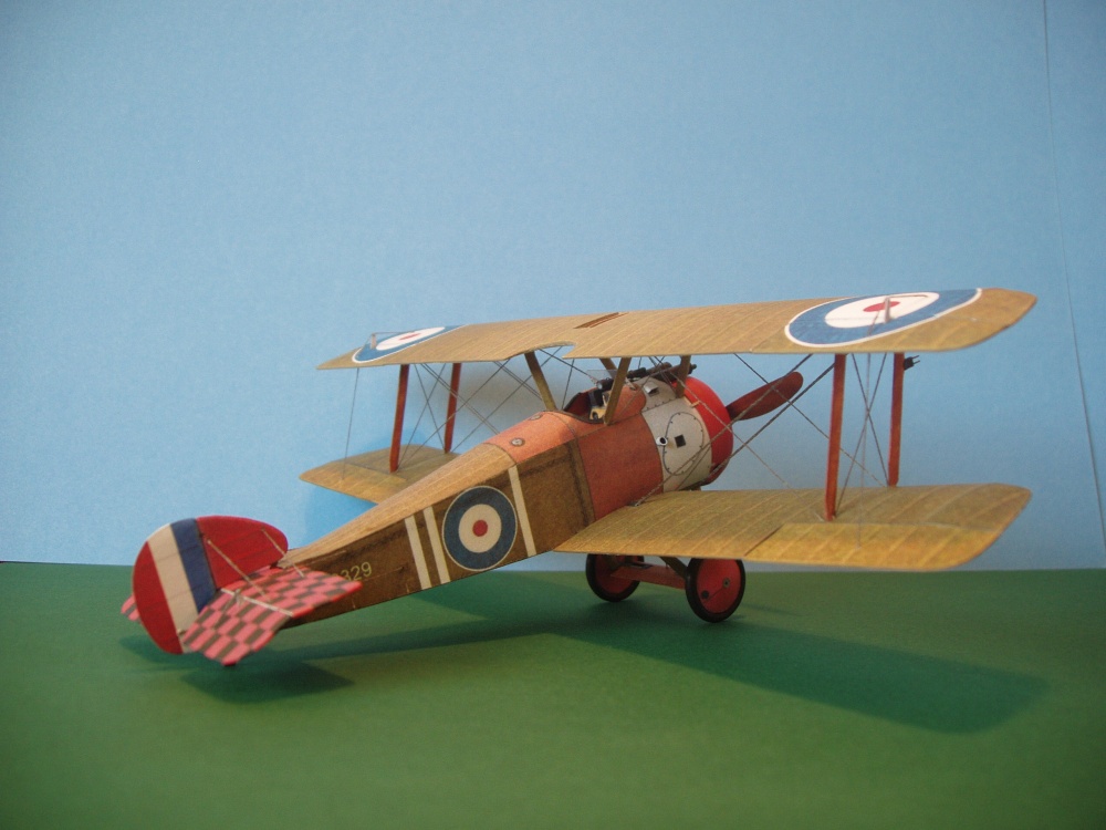 Sopwith F.1 Camel (Plná velikost v novém okně) Sopwith F.1 Camel