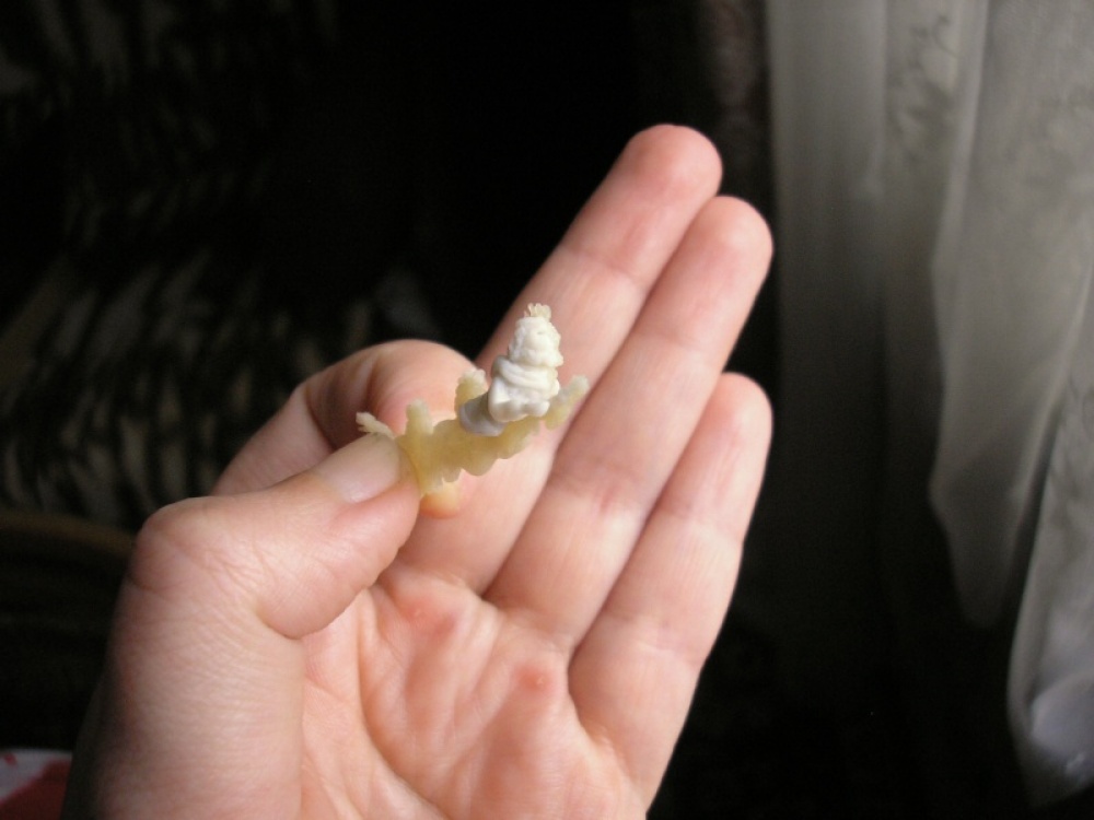 111041