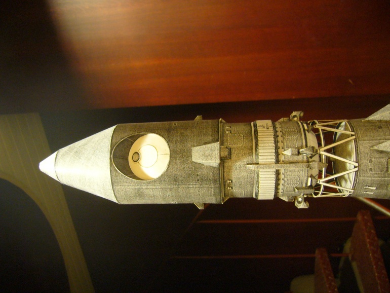 sovětská nosná raketa (Plná velikost v novém okně) sovětská nosná raketa