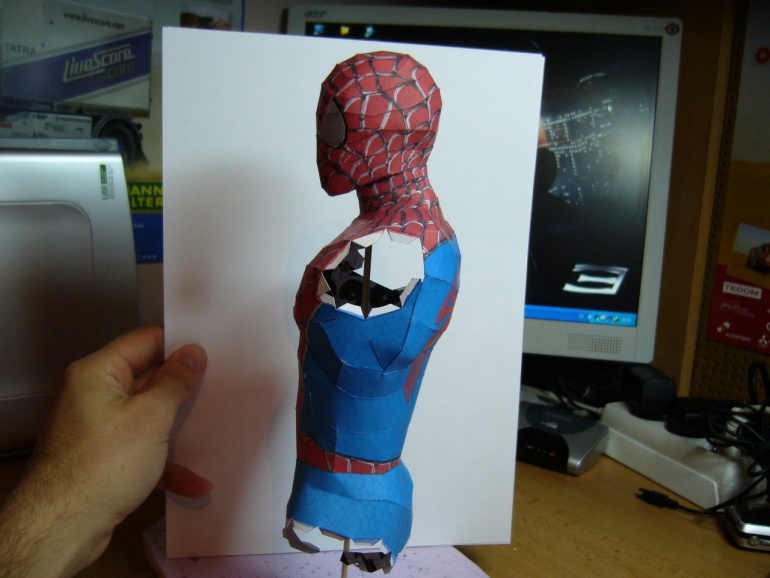 SPIDERMAN (Plná velikost v novém okně) SPIDERMAN
