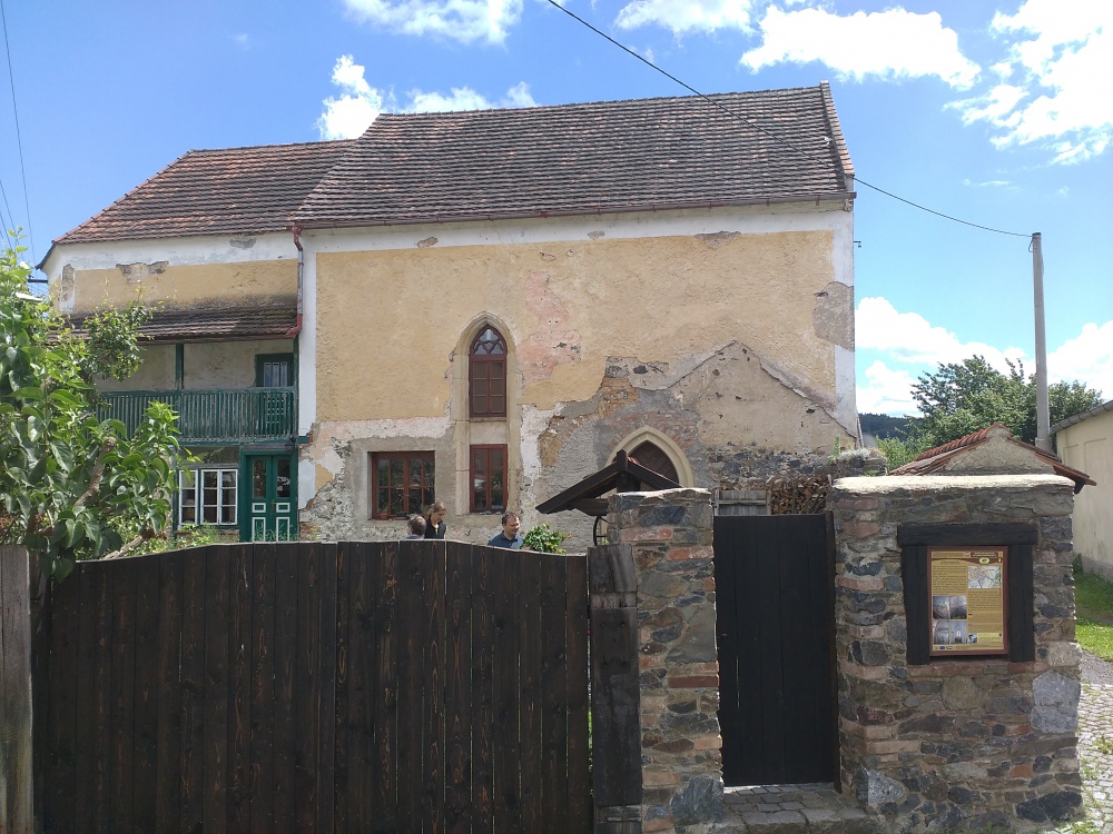 špitální kostel sv. Jana Evangelisty, Švihov (Plná velikost v novém okně) špitální kostel sv. Jana Evangelisty, Švihov
