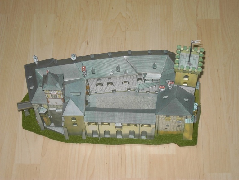 STÁTNÍ HRAD ROŽMBERK (Plná velikost v novém okně) STÁTNÍ HRAD ROŽMBERK