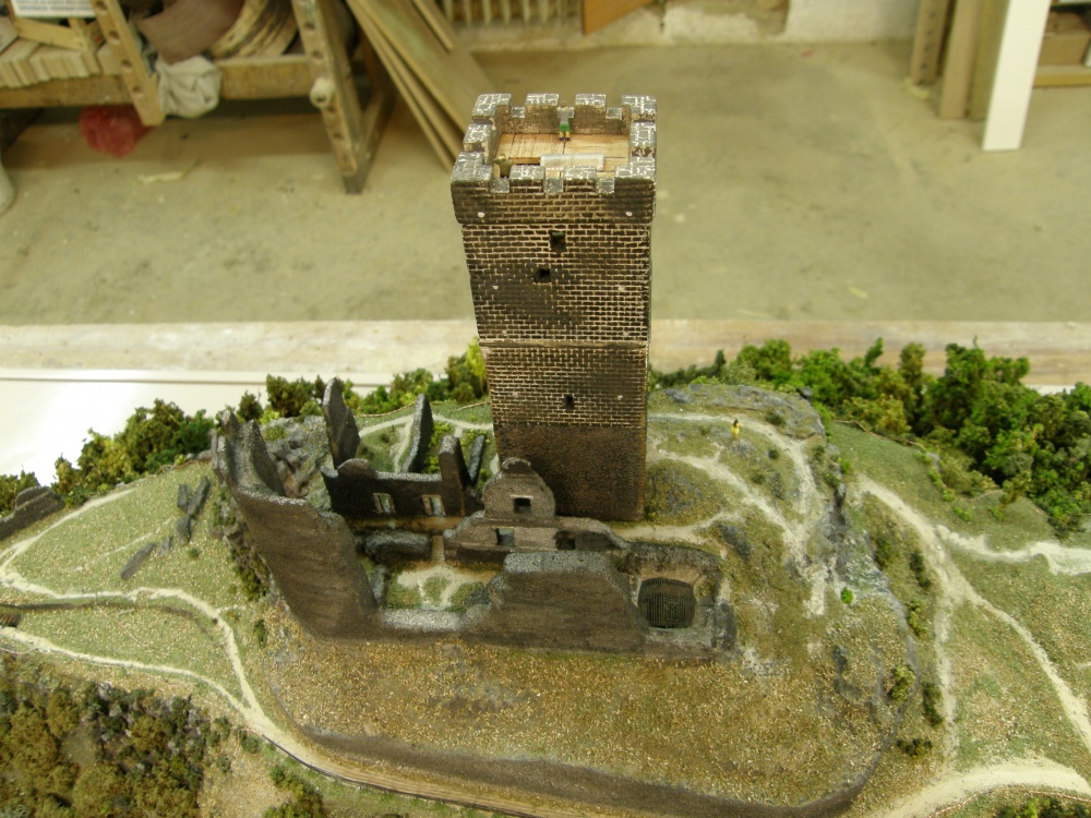 státní hrad Házmburk (Plnďż˝ velikost v novďż˝m oknďż˝) státní hrad Házmburk