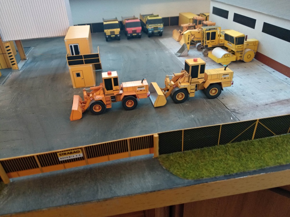 Stavebn� technika 1:100