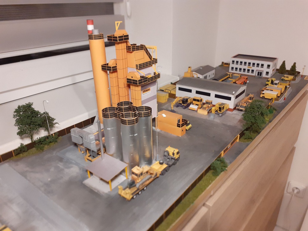 Stavebn� technika 1:100