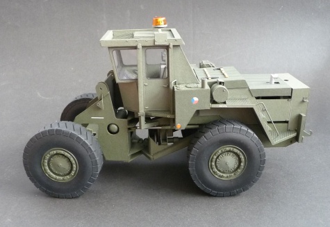 Stavostroj KNA-251 Stavostroj KNA-251