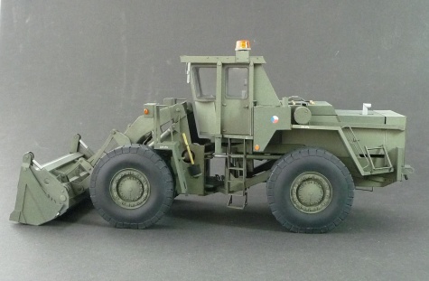 Stavostroj KNA-251 Stavostroj KNA-251