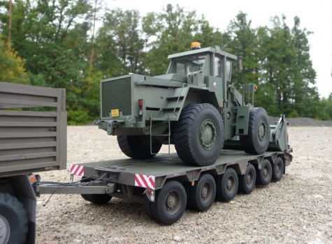 Stavostroj KNA-251 Stavostroj KNA-251