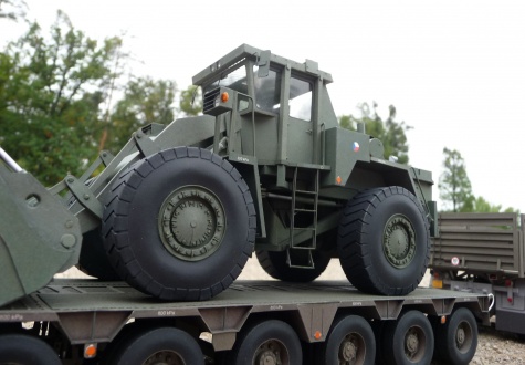 Stavostroj KNA-251 Stavostroj KNA-251