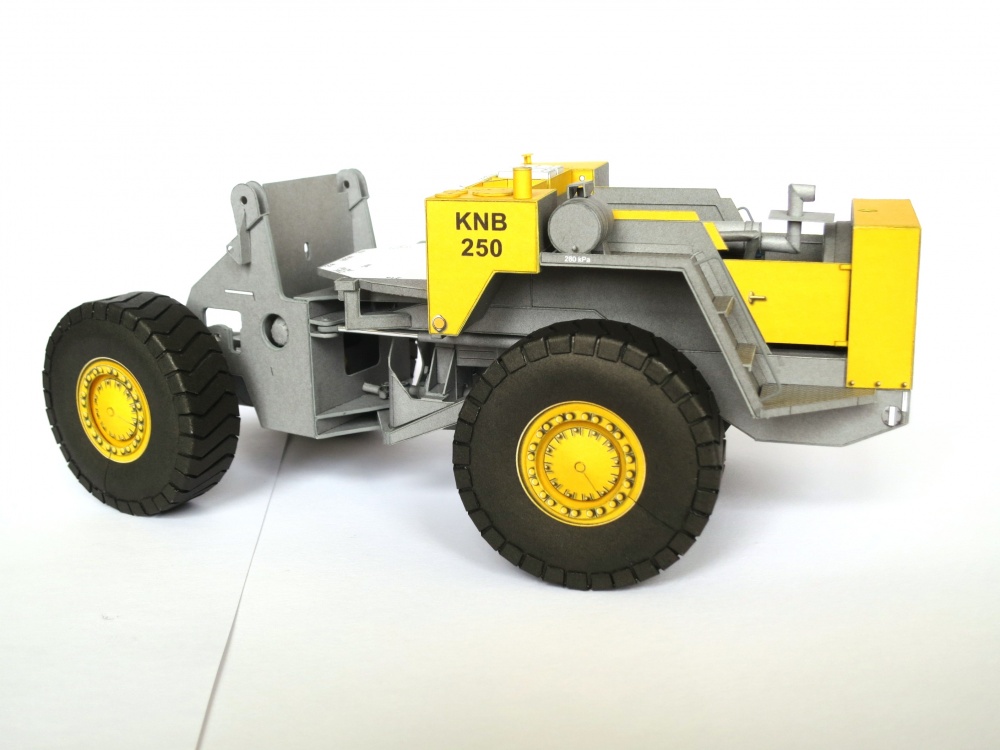 Stavostroj KNB 250 (Plná velikost v novém okně) Stavostroj KNB 250