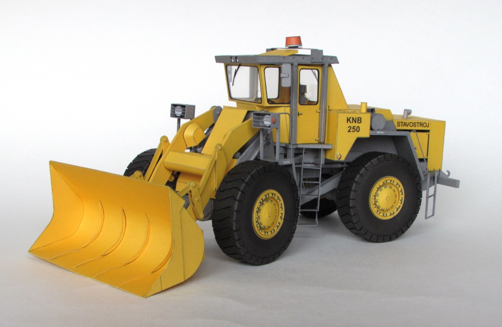 Stavostroj KNB 250 (Plná velikost v novém okně) Stavostroj KNB 250