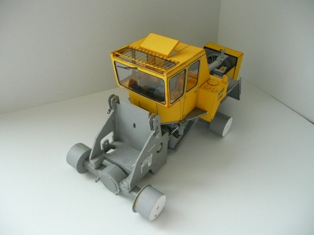 271560