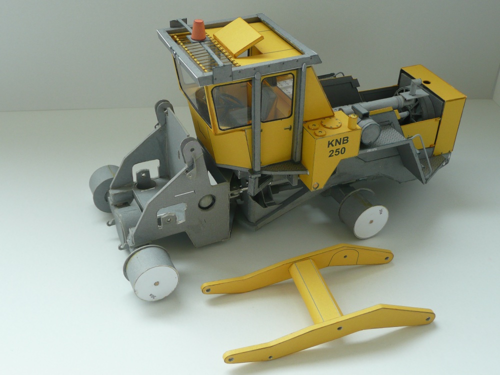 271561