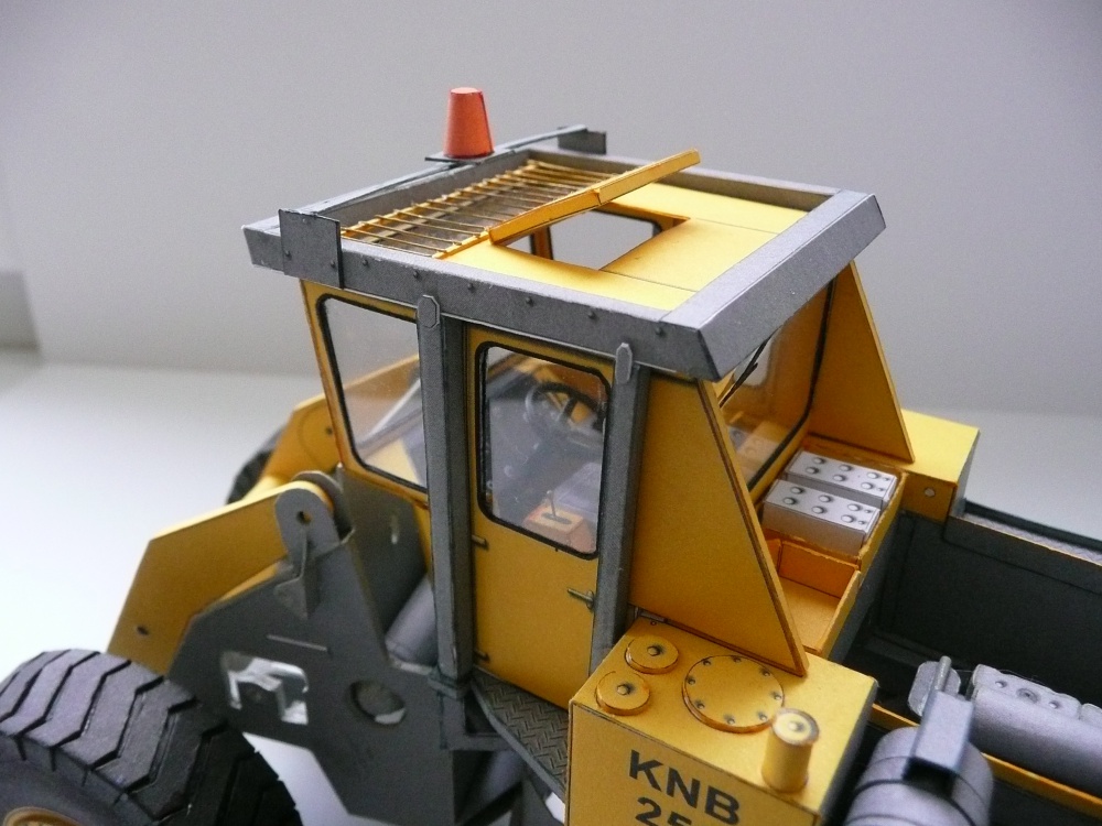 271565