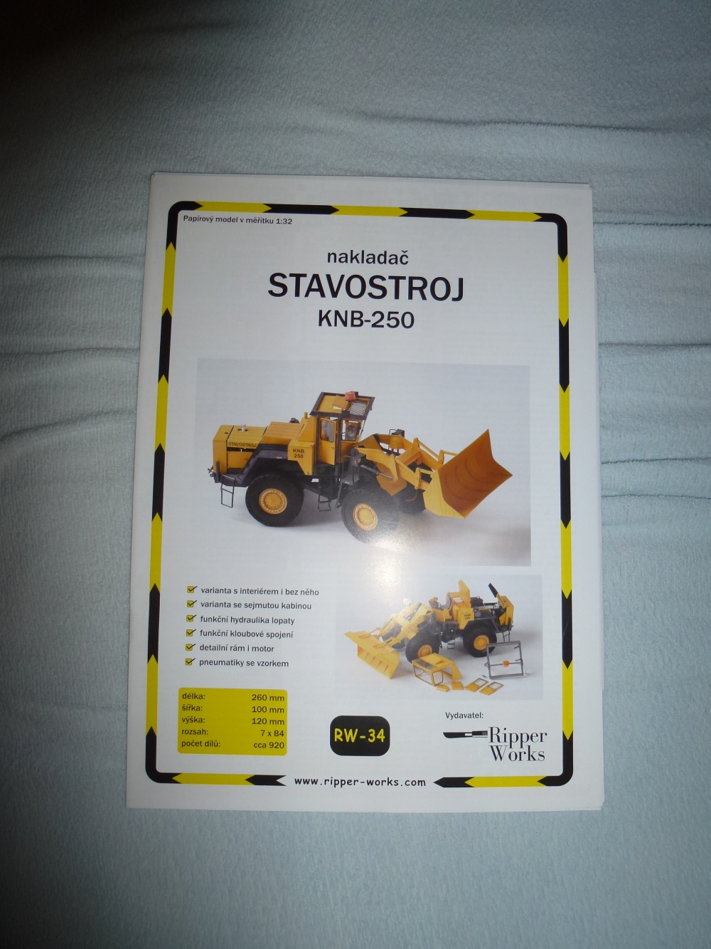 Stavostroj KNB 250 (Plná velikost v novém okně) Stavostroj KNB 250
