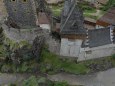 St�edov�k� hrad s podhrad�m 1:160