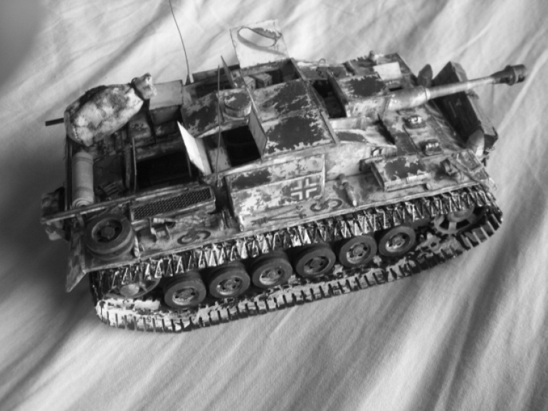 StuG 40 Ausf.F ostketten (Plná velikost v novém okně) StuG 40 Ausf.F ostketten