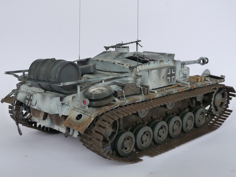 StuG 40 Ausf.F Winterketten (Plná velikost v novém okně) StuG 40 Ausf.F Winterketten