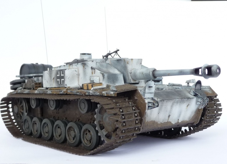 StuG 40 Ausf.F Winterketten (Plná velikost v novém okně) StuG 40 Ausf.F Winterketten