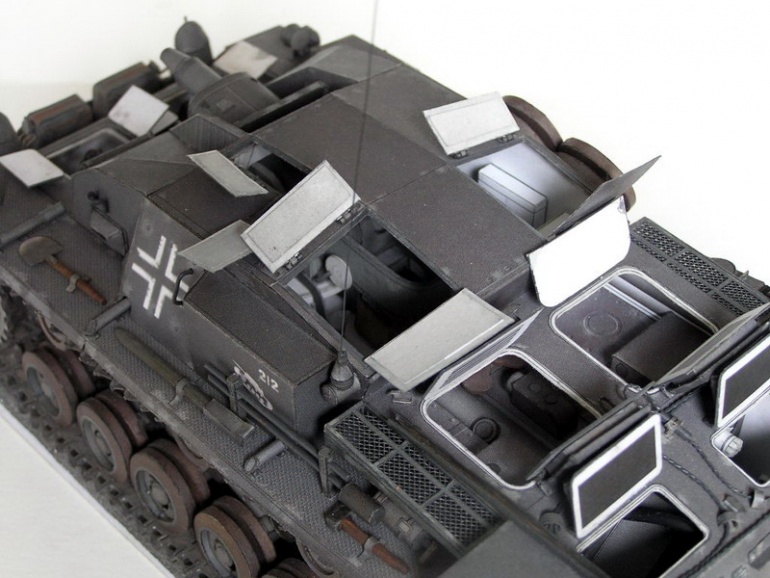 32781