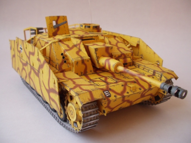 Stug III Ausf.G - Martinus (Plná velikost v novém okně) Stug III Ausf.G - Martinus
