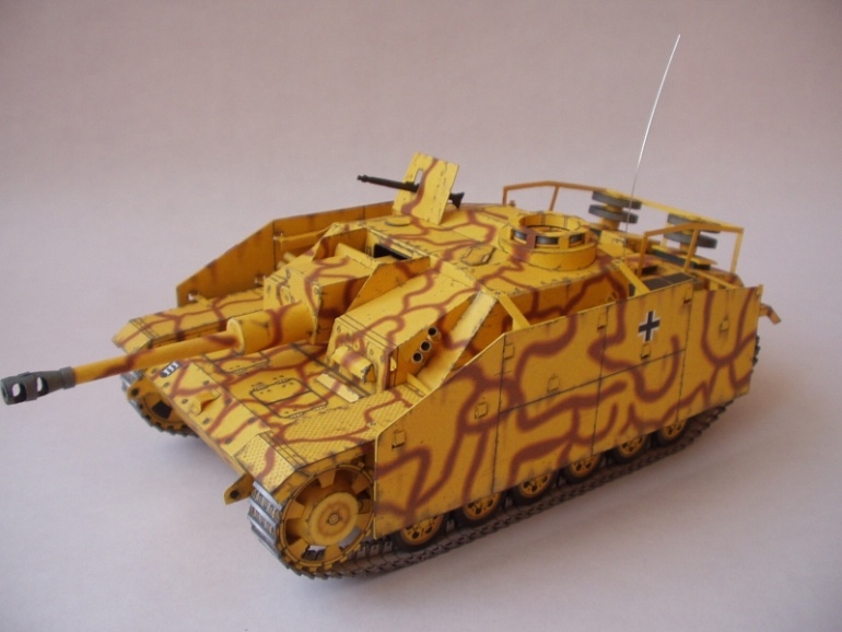 Stug III Ausf.G - Martinus (Plná velikost v novém okně) Stug III Ausf.G - Martinus