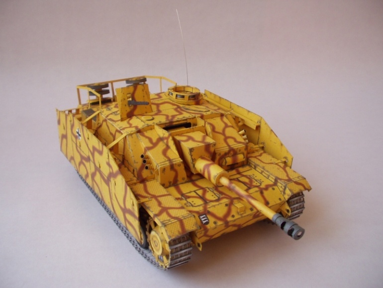 Stug III Ausf.G - Martinus (Plná velikost v novém okně) Stug III Ausf.G - Martinus