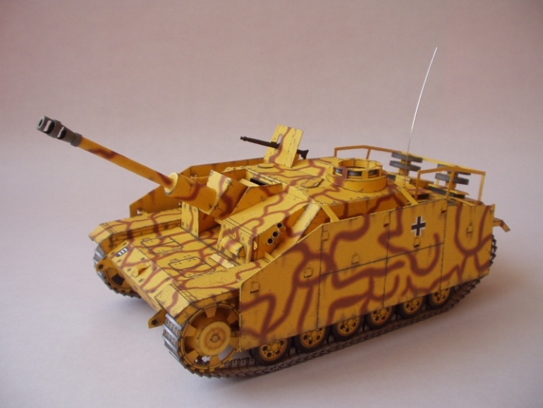 Stug III Ausf.G - Martinus (Plná velikost v novém okně) Stug III Ausf.G - Martinus