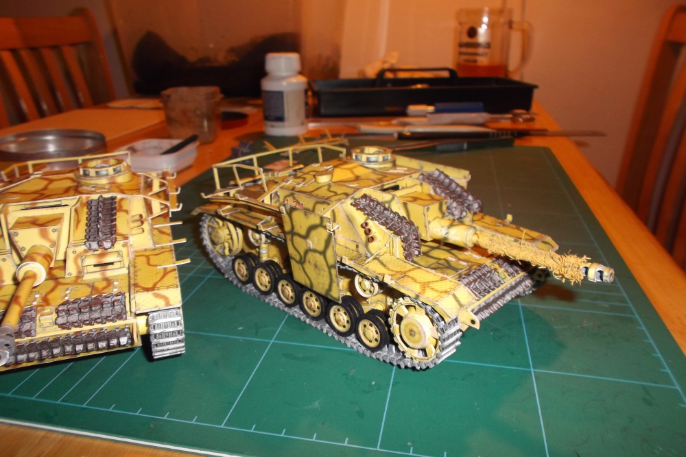 StuG III,StuH 42 (Plná velikost v novém okně) StuG III,StuH 42