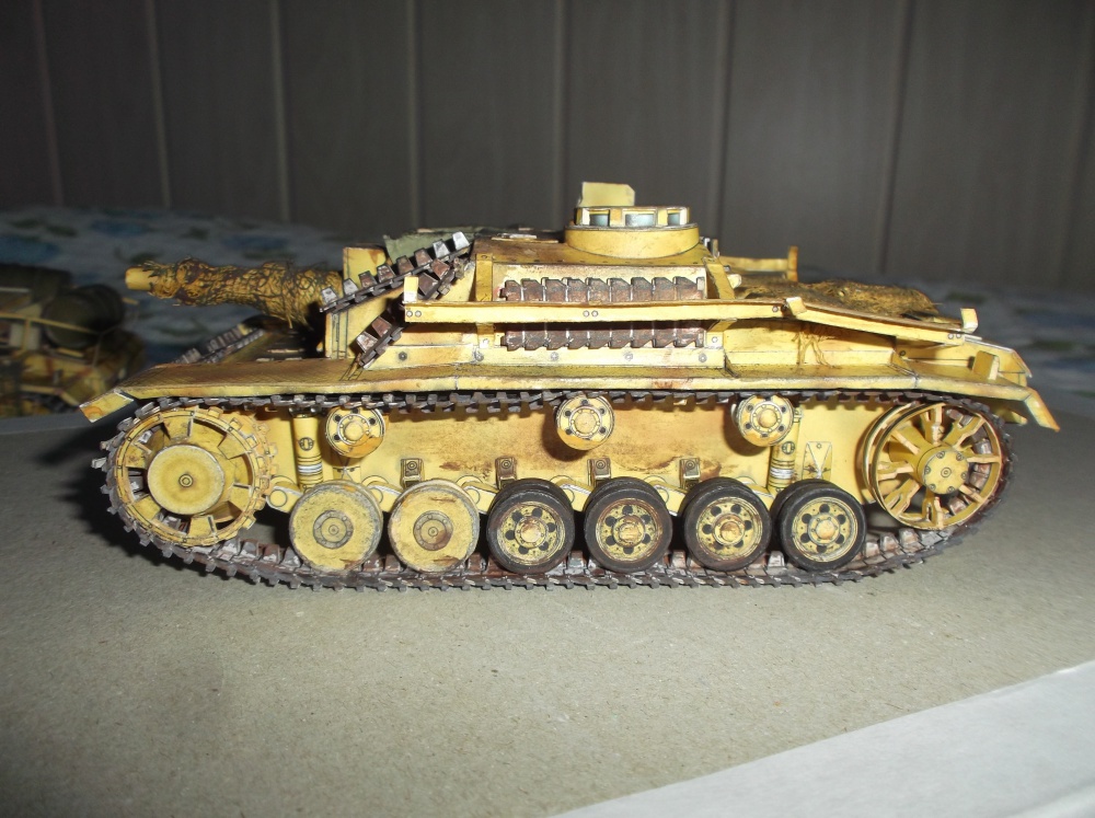 StuG III,StuH 42 (Plná velikost v novém okně) StuG III,StuH 42