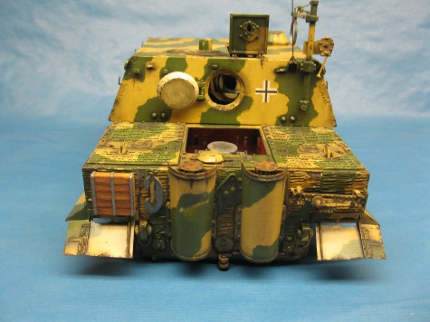 Sturmtiger / Answer + scratch/ 1:25 Kovář Sturmtiger / Answer + scratch/ 1:25 Kovář