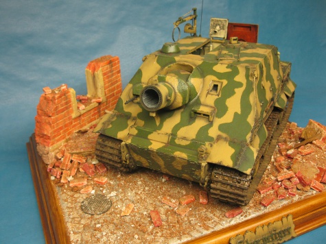 Sturmtiger / Answer + scratch/ 1:25 Kovář Sturmtiger / Answer + scratch/ 1:25 Kovář