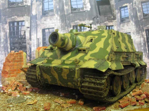 Sturmtiger / Answer + scratch/ 1:25 Kovář Sturmtiger / Answer + scratch/ 1:25 Kovář