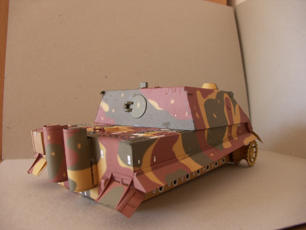 Sturmtiger (Plná velikost v novém okně) Sturmtiger