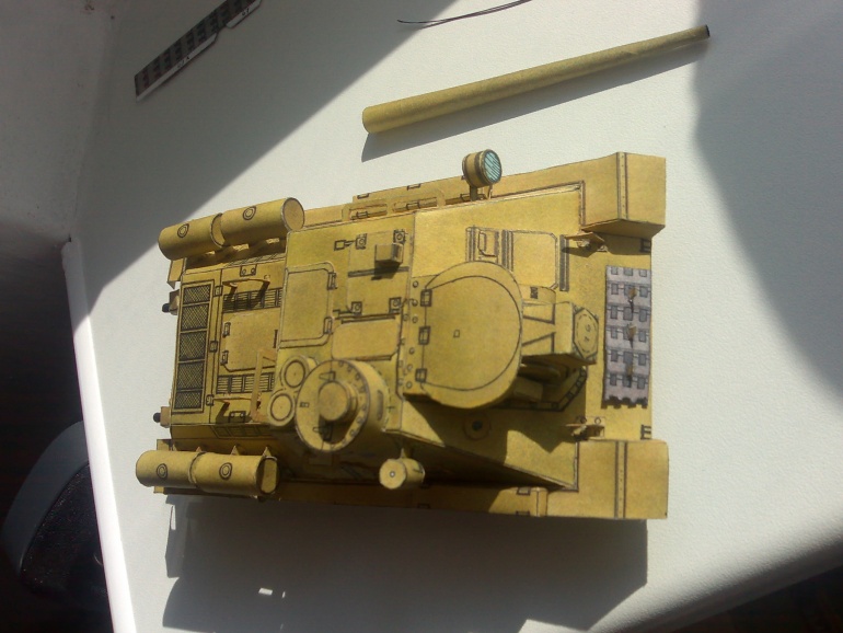 SU-100 (Plná velikost v novém okně) SU-100