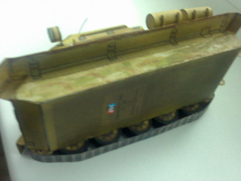 SU-100 (Plná velikost v novém okně) SU-100