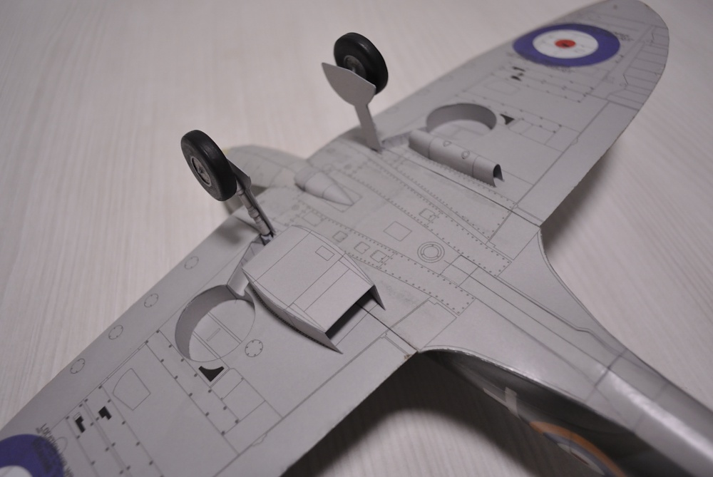 Supermarine Spitfire Mk. VB (Plná velikost v novém okně) Supermarine Spitfire Mk. VB