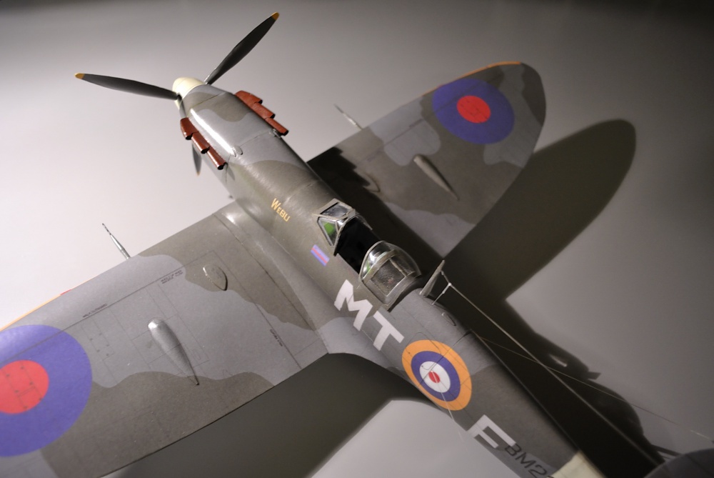 Supermarine Spitfire Mk. VB (Plná velikost v novém okně) Supermarine Spitfire Mk. VB