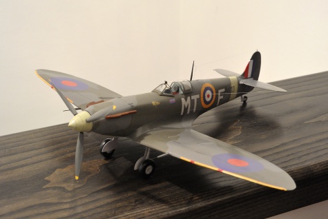 Supermarine Spitfire Mk. VB Supermarine Spitfire Mk. VB