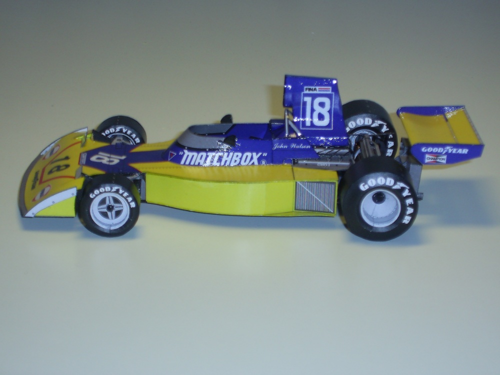 SURTEES TS16-4 John Watson GP Holandska 1975 (Plná velikost v novém okně) SURTEES TS16-4 John Watson GP Holandska 1975