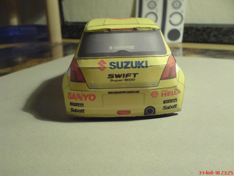 Suzuki Swift Super 1600 (Plná velikost v novém okně) Suzuki Swift Super 1600