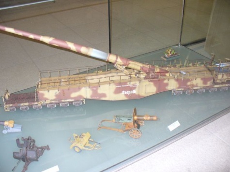 Sv�t z pap�ru Jind�ich�v Hradec 2008