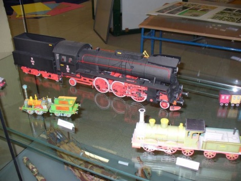 Sv�t z pap�ru Jind�ich�v Hradec 2008