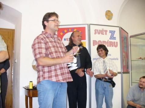 Sv�t z pap�ru Jind�ich�v Hradec 2008