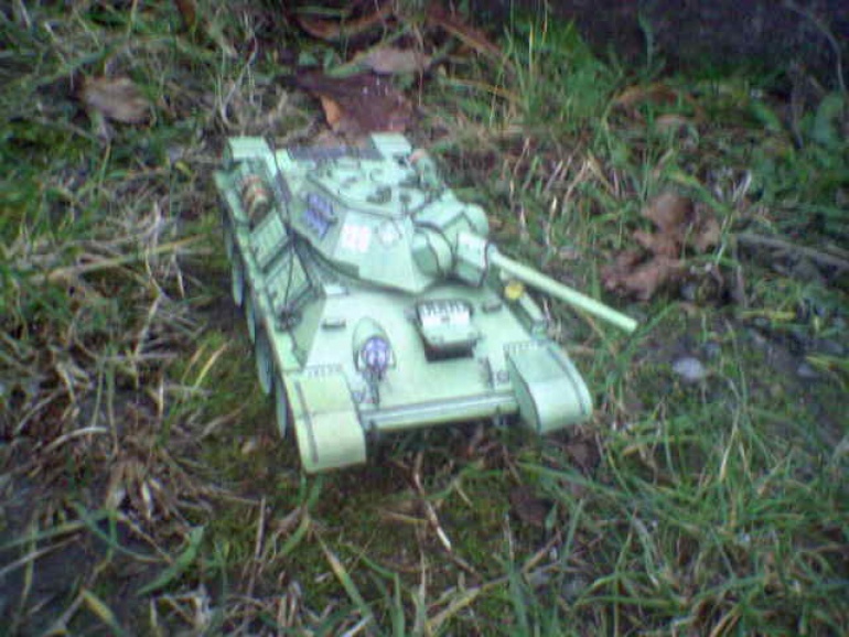 T-34 (Plná velikost v novém okně) T-34
