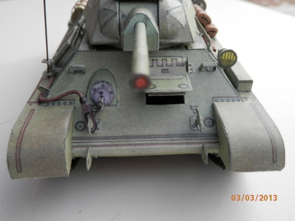 T 34/76 (Plná velikost v novém okně) T 34/76